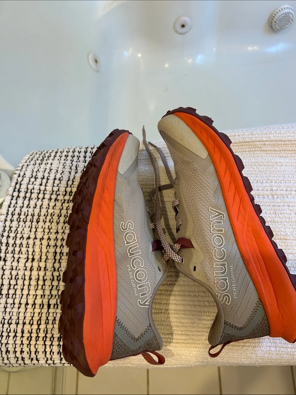 Saucony Oat & Salmon Athletic Trail Running Shoes
